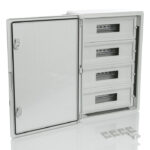 PP3108; Модульный пластиковый шкаф, IP65, УХЛ1., 400х600х200 на 60 модулей (15х4) Непр. Двр.