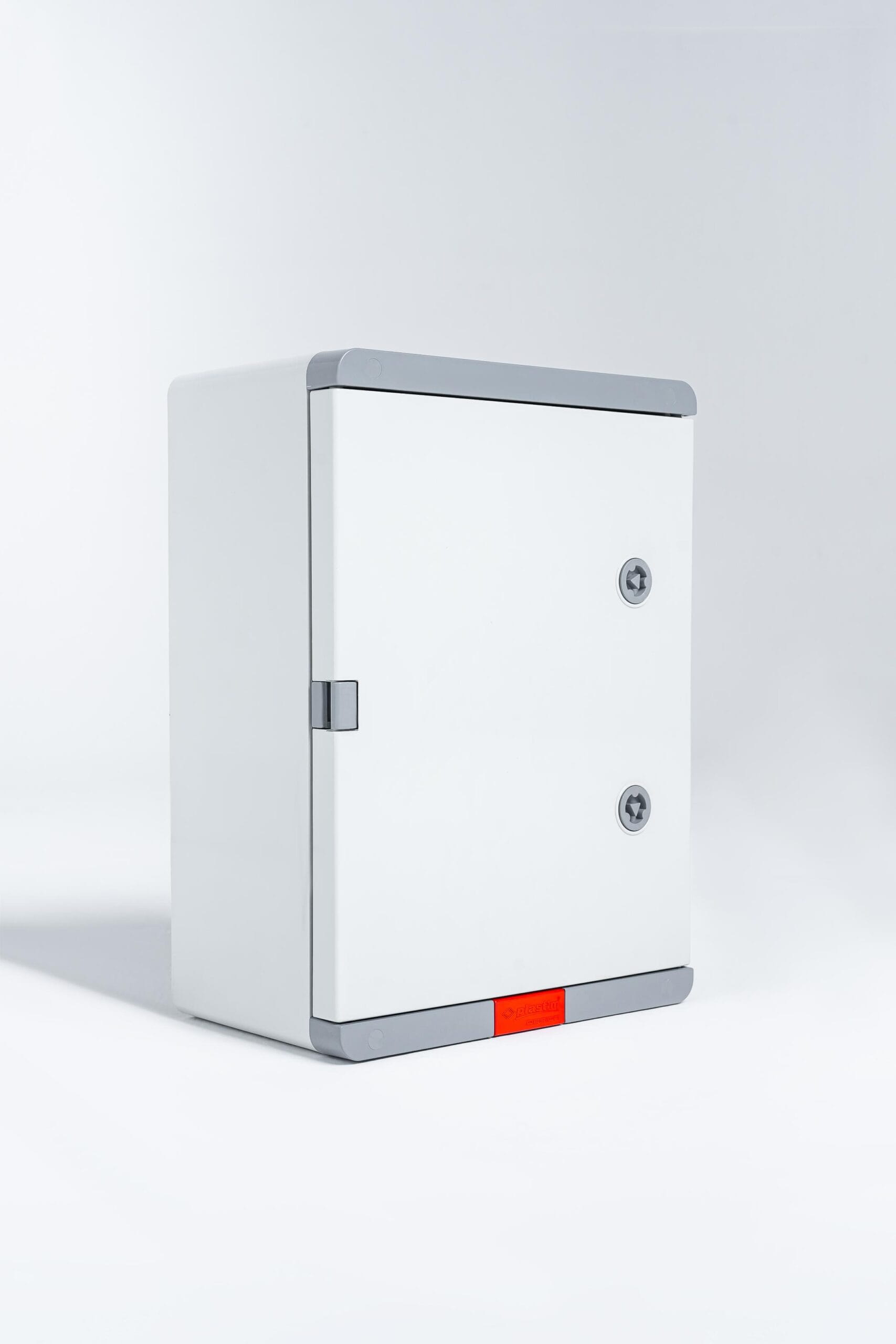 PD304017 PD304022; Пластиковый шкаф с монт. панелью серия Design IP67. УХЛ1., 300х400х220, непрозрачная дверц — изображение 1